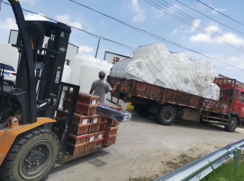 塑料水箱容器哪家好？